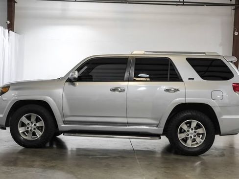 Used 2013 Toyota 4Runner SR5 RWD image 17