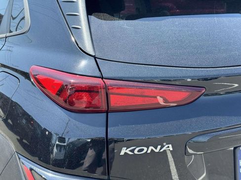 Used 2023 Hyundai Kona SEL w/ Cargo Package AWD/4WD image 11