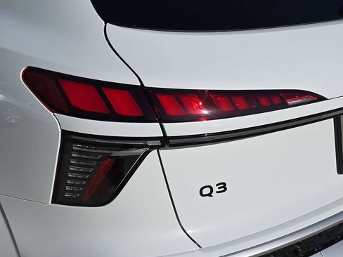 New 2026 Audi Q3 quattro 2.0T AWD/4WD image 34