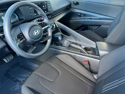 Certified 2026 Hyundai Elantra Sport FWD image 13