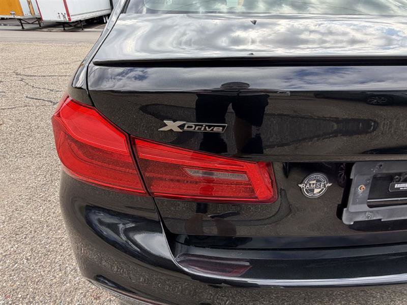 Used 2019 BMW M550i xDrive w/ Premium Package 2 AWD/4WD image 38
