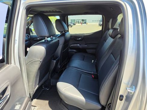 Used 2023 Toyota Tacoma TRD Sport w/ TRD Premium Sport Package AWD/4WD image 22