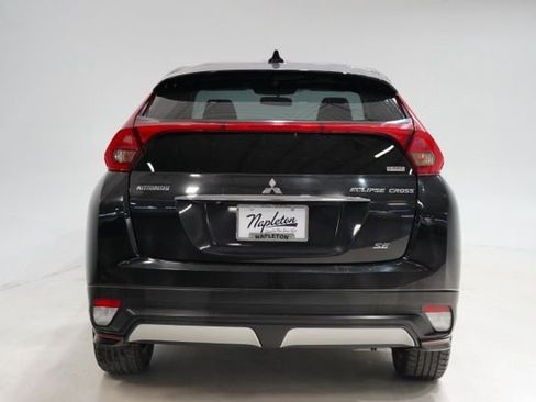 Used 2018 Mitsubishi Eclipse Cross SE image 6