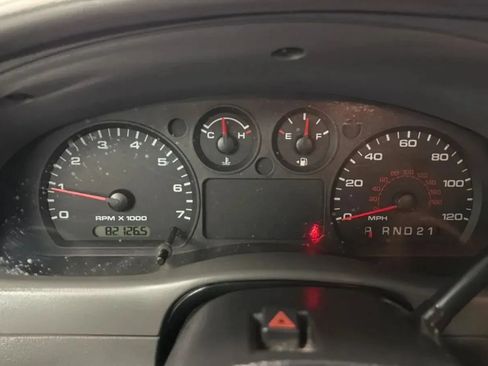 Used 2011 Ford Ranger XLT RWD image 11