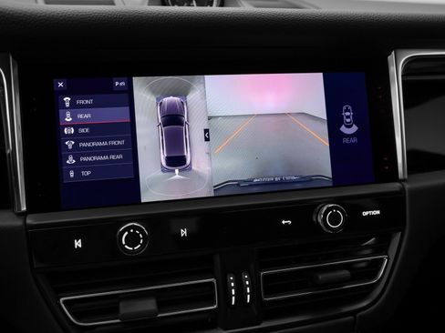 Used 2025 Porsche Macan image 34