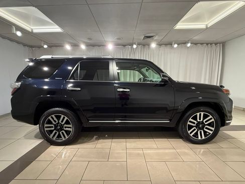 Certified 2019 Toyota 4Runner Limited AWD/4WD image 6
