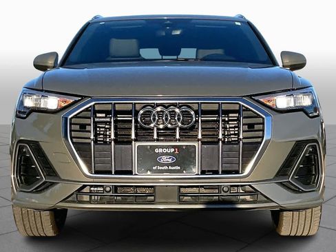 Used 2020 Audi Q3 2.0T Premium w/ Convenience Package image 3