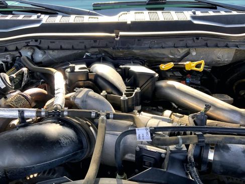 Used 2019 Ford F250 Lariat w/ Lariat Ultimate Package AWD/4WD image 32