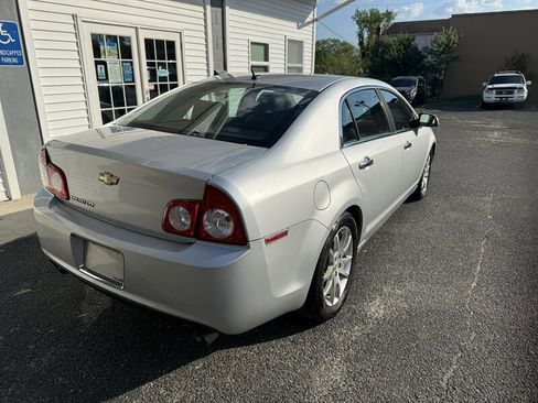 Used 2010 Chevrolet Malibu LTZ w/ HFV6 Engine Package image 7