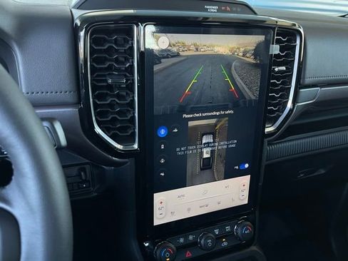 New 2025 Ford Ranger Lariat w/ FX4 Off-Road Package image 13