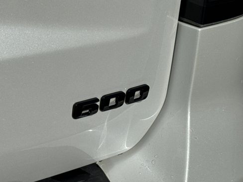 Certified 2022 Cadillac Escalade Sport Platinum w/ Heavy-Duty Trailer Package image 13