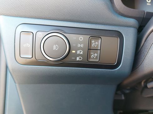New 2026 Ford Maverick Lobo AWD/4WD image 28