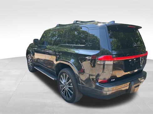 Used 2025 Lexus GX 550 w/ Cold Area Package AWD/4WD image 3