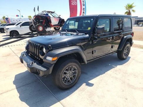 Used 2024 Jeep Wrangler Unlimited Sport AWD/4WD image 8