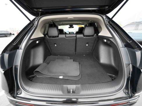 Certified 2025 Honda HR-V EX-L image 28