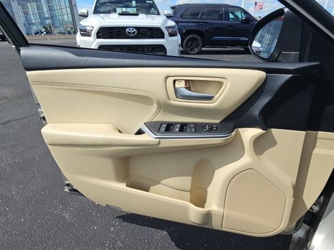 Used 2015 Toyota Camry XLE FWD image 24