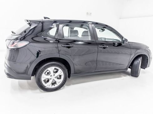 Used 2023 Honda HR-V LX image 8