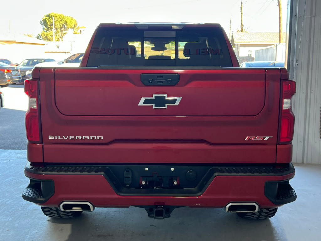 Used 2024 Chevrolet Silverado 1500 RST w/ Convenience Package II AWD/4WD image 3