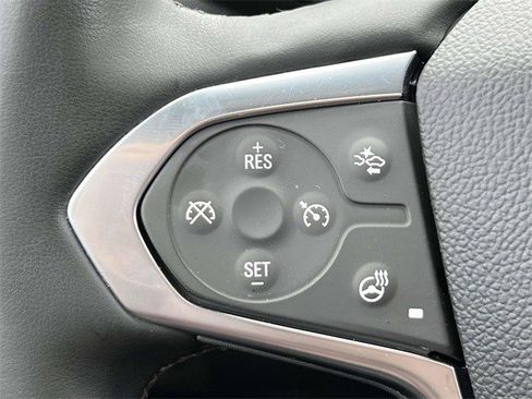 Certified 2023 Chevrolet Traverse RS image 18