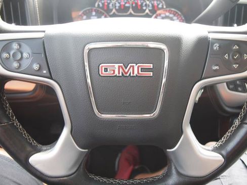 Used 2014 GMC Sierra 1500 SLT w/ SLT Crew Cab Value Package AWD/4WD image 9