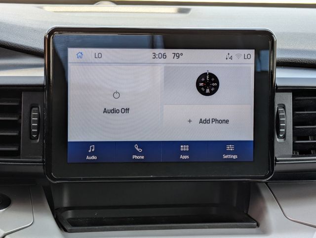 Used 2024 Ford Explorer XLT RWD image 14