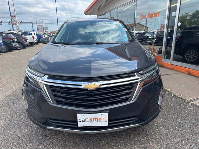 Used 2023 Chevrolet Equinox LT w/ Driver Convenience Package AWD/4WD image 2