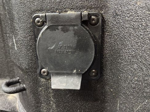 Certified 2024 GMC Sierra 1500 AT4 w/ Technology Package image 24