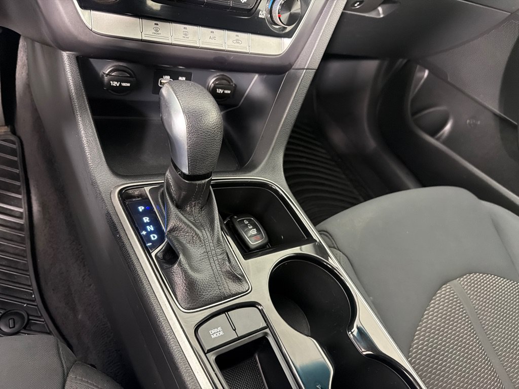 Used 2018 Hyundai Sonata SE FWD image 16