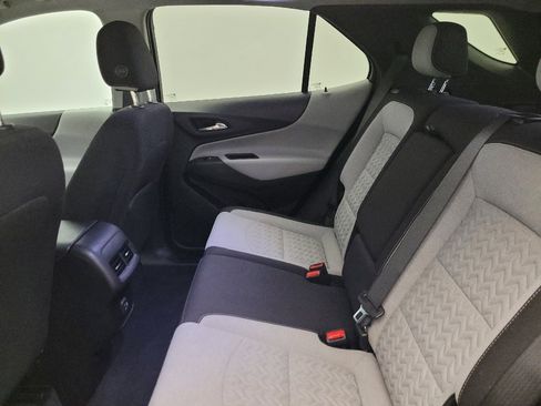 Used 2022 Chevrolet Equinox LT AWD/4WD image 18