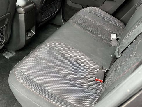 Used 2015 Chevrolet Equinox LT w/ Driver Convenience Package image 17