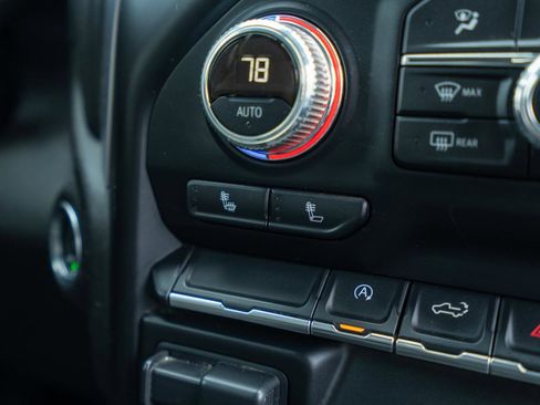 Used 2019 GMC Sierra 1500 Elevation w/ Elevation Value Package image 20