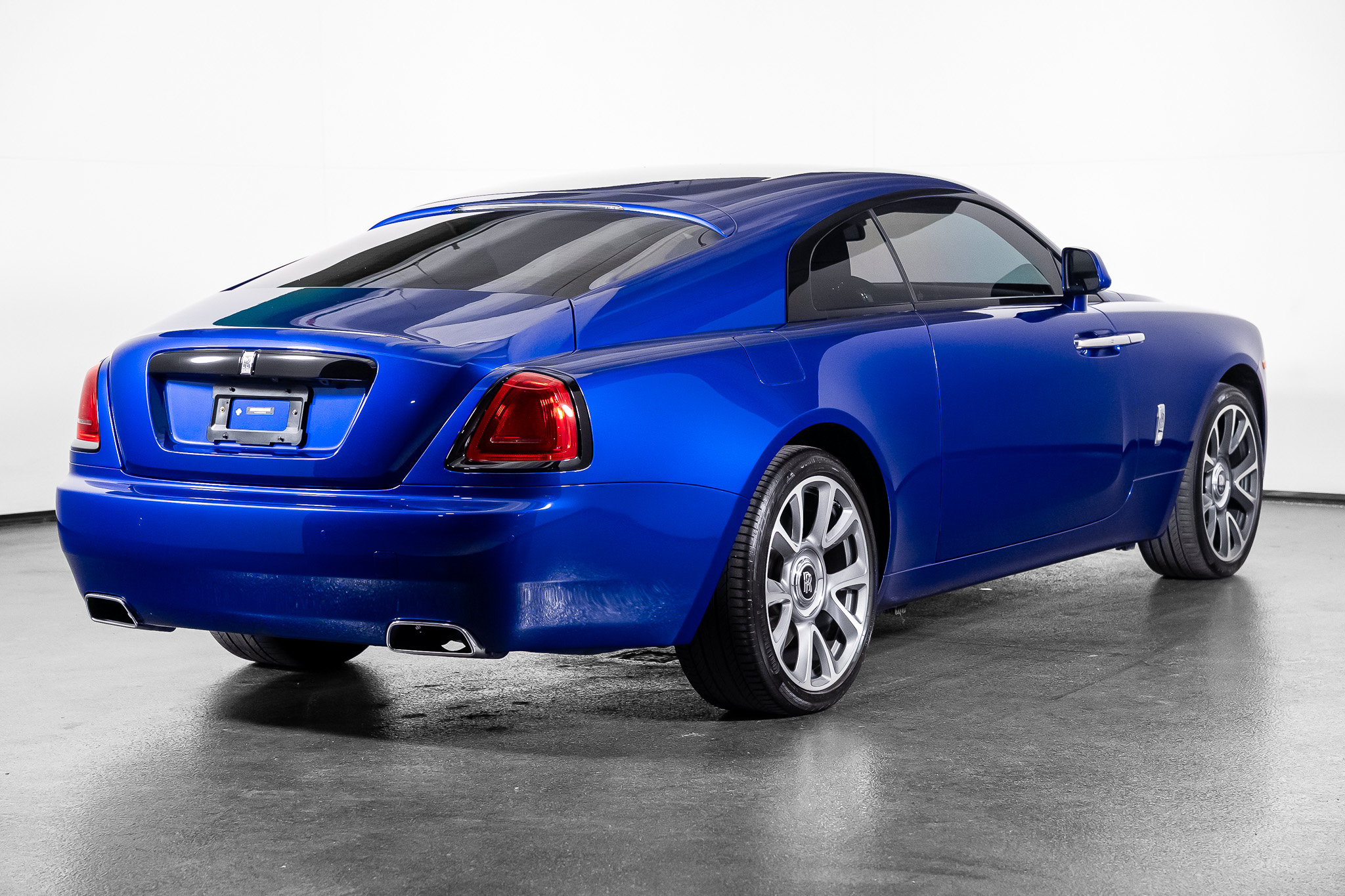 Used 2020 Rolls-Royce Wraith RWD image 31