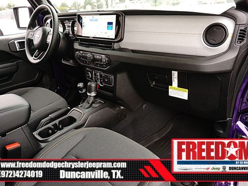 New 2026 Jeep Gladiator Sport AWD/4WD image 12