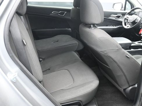 Used 2024 Kia Sportage LX image 21