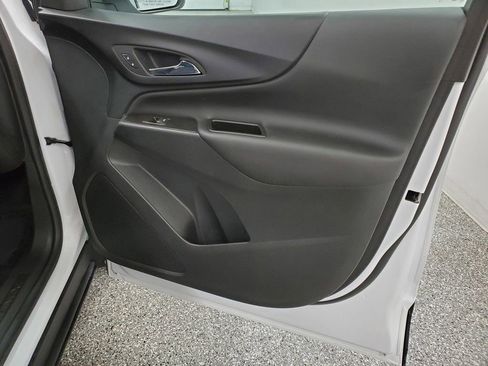 Used 2022 Chevrolet Equinox LT image 20