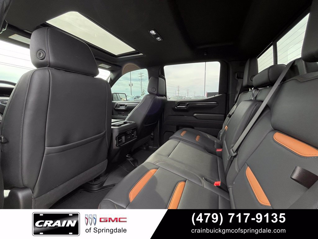 Used 2025 GMC Sierra 1500 AT4 w/ AT4 Premium Package AWD/4WD image 28