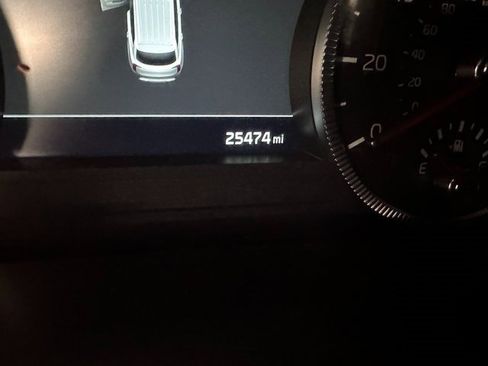 Used 2022 Kia Telluride SX image 3