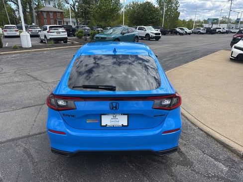 Used 2024 Honda Civic Sport image 4