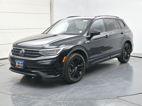 Used 2022 Volkswagen Tiguan SE R-Line AWD/4WD image 1