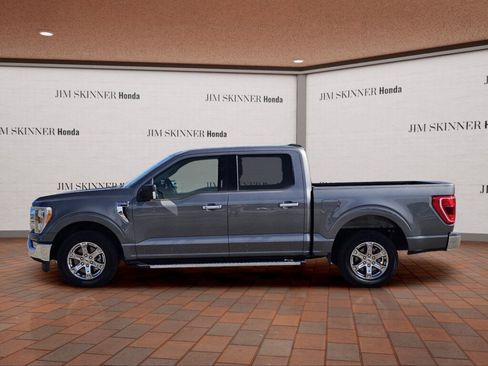 Used 2021 Ford F150 XLT w/ Equipment Group 302A High RWD image 14