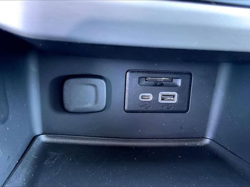 Used 2020 GMC Acadia SLT w/ Trailering Package image 31