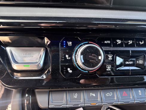 New 2026 GMC Sierra 2500 AT4X w/ AT4X AEV Edition AWD/4WD image 28