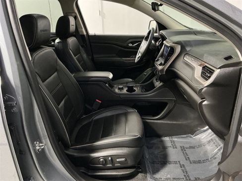 Used 2023 GMC Acadia Denali w/ Denali Technology Package image 35