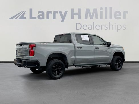 Used 2024 Chevrolet Silverado 1500 LT Trail Boss w/ Convenience Package II image 4