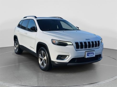 Used 2022 Jeep Cherokee Limited image 1