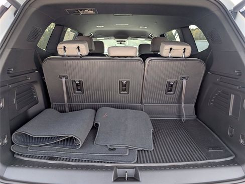 New 2026 GMC Acadia Elevation w/ Elevation Premium Package FWD image 30