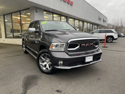 Used 2017 RAM 1500 Limited image 3