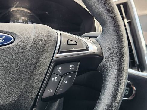 Used 2022 Ford Edge Titanium w/ Equipment Group 301A AWD/4WD image 29