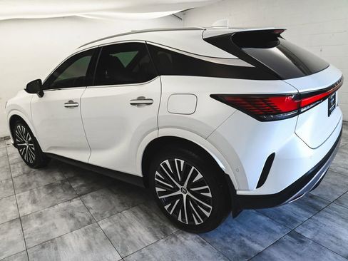 Used 2025 Lexus RX 350 w/ Convenience Package AWD/4WD image 2
