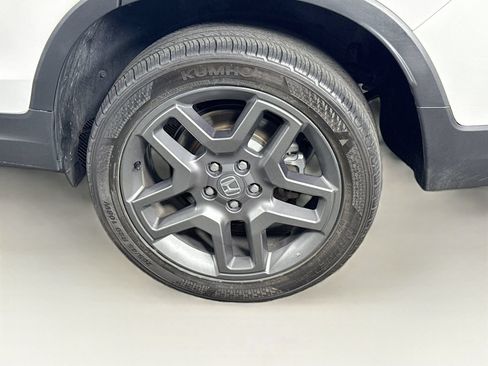 Used 2023 Honda Passport EX-L image 9